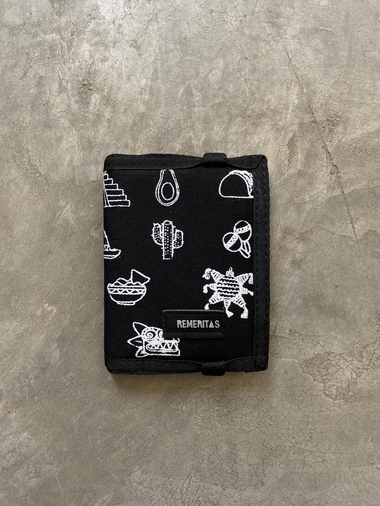 CARTERA WALDO ICONOS NEGRO