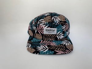 GORRA UNISEX HOJAS NEGRO ROSA VISERA PLANA 5